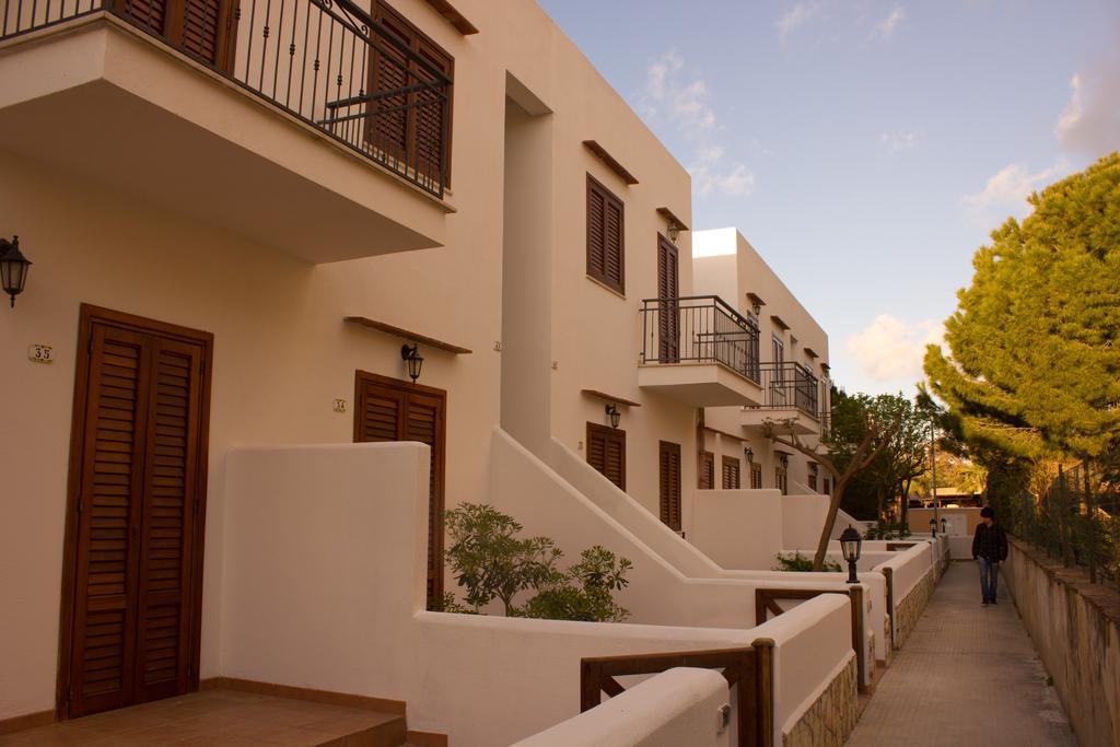 Residence Smeraldo San Vito Lo Capo Buitenkant foto